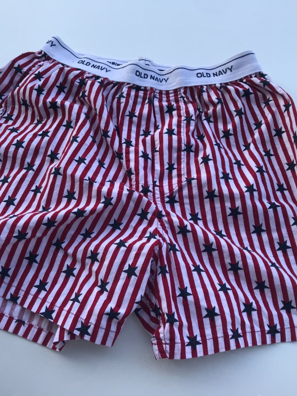 Short Old Navy unisex junior small 8 -10 years.